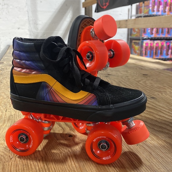 Custom Vans Roller Skates! Mens 5.5, Women’s 7 - Picture 5 of 9